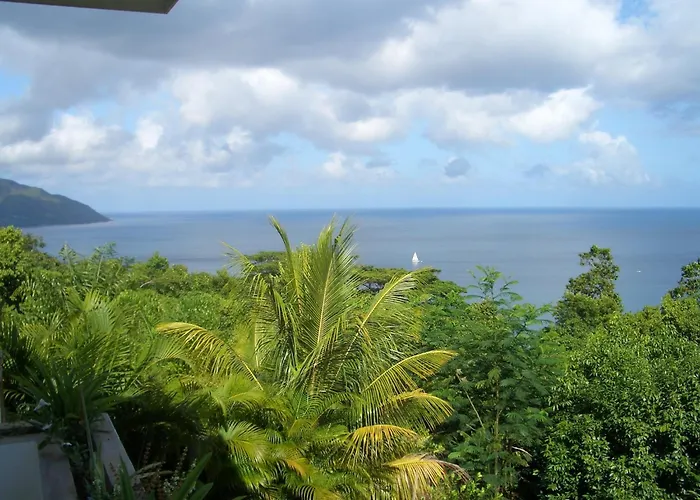 Hillcrest Glacis (Mahe)